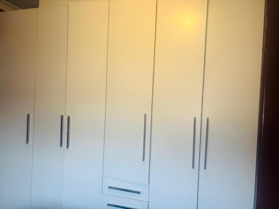 To Let 3 Bedroom Property for Rent in Creswell Park Gauteng