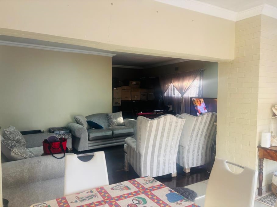 To Let 3 Bedroom Property for Rent in Creswell Park Gauteng