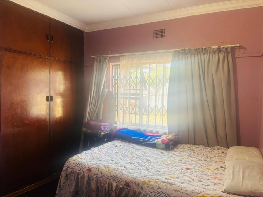 To Let 3 Bedroom Property for Rent in Creswell Park Gauteng