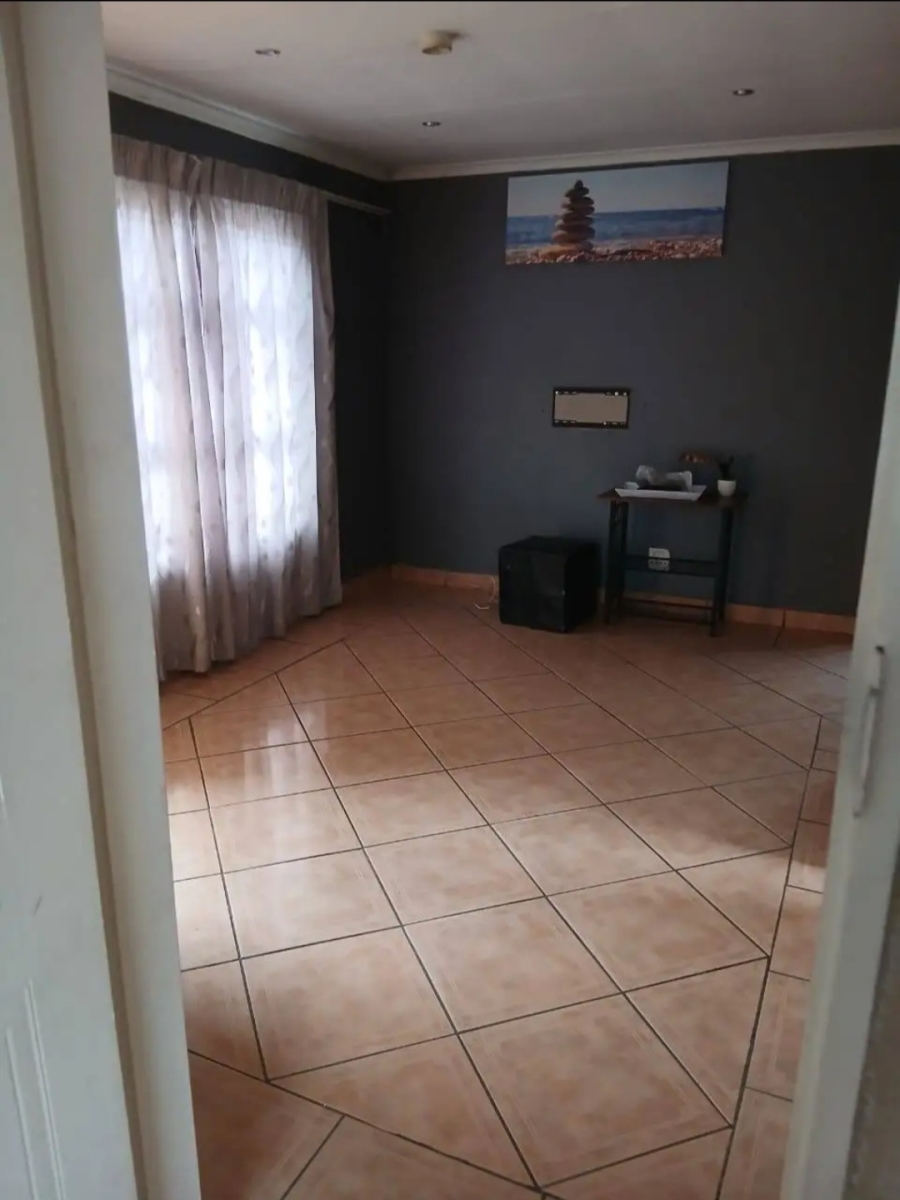 To Let 2 Bedroom Property for Rent in Soshanguve VV Gauteng
