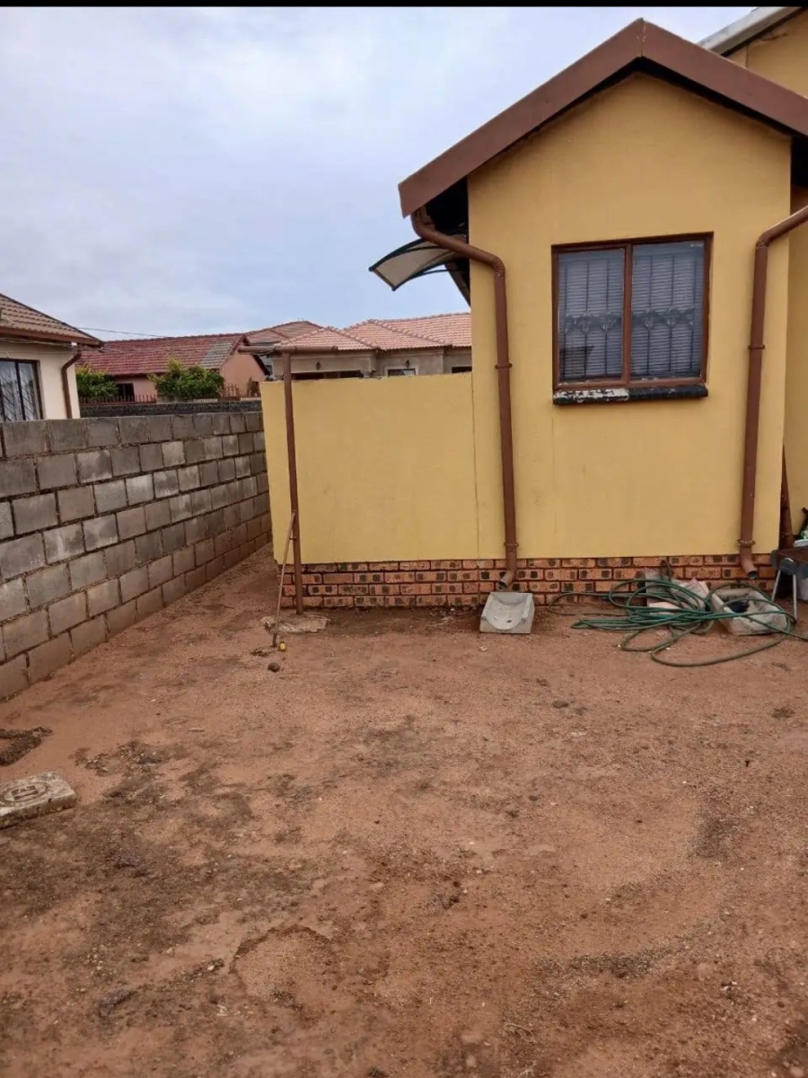 To Let 2 Bedroom Property for Rent in Soshanguve VV Gauteng