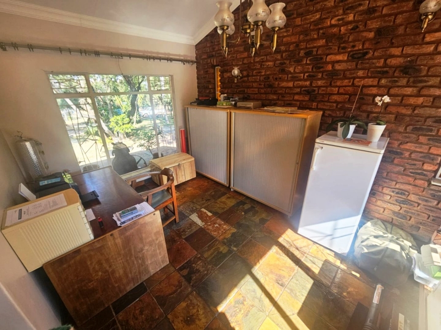4 Bedroom Property for Sale in Kameeldrift West Gauteng