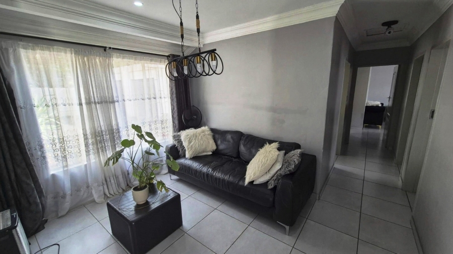 4 Bedroom Property for Sale in Chantelle Gauteng