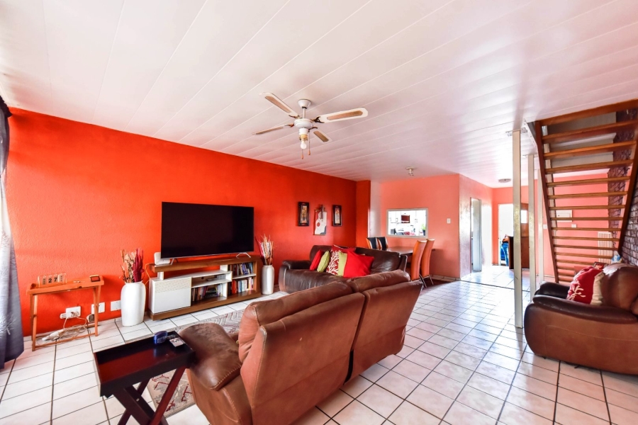 3 Bedroom Property for Sale in Sinoville Gauteng
