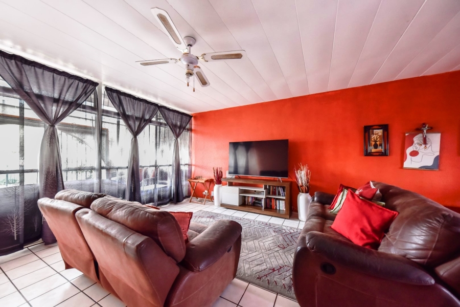 3 Bedroom Property for Sale in Sinoville Gauteng