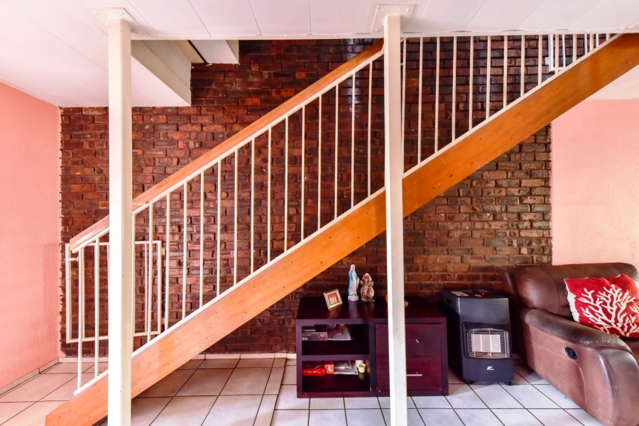 3 Bedroom Property for Sale in Sinoville Gauteng