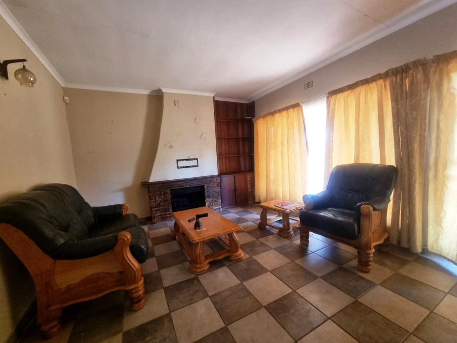 4 Bedroom Property for Sale in Sinoville Gauteng