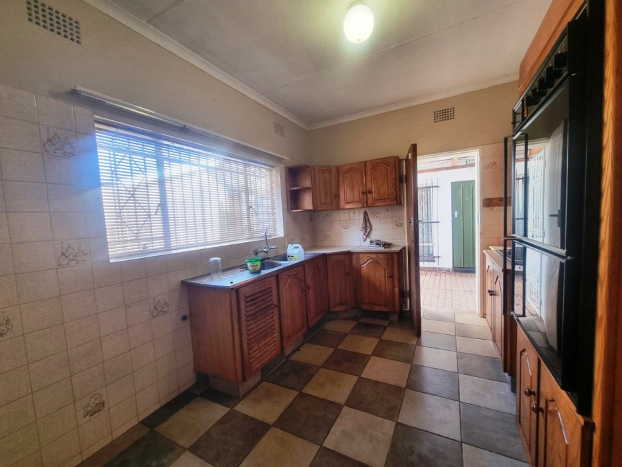 4 Bedroom Property for Sale in Sinoville Gauteng