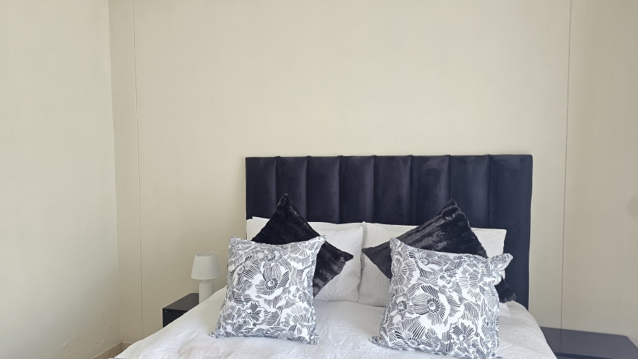 To Let 2 Bedroom Property for Rent in Annlin-wes Gauteng
