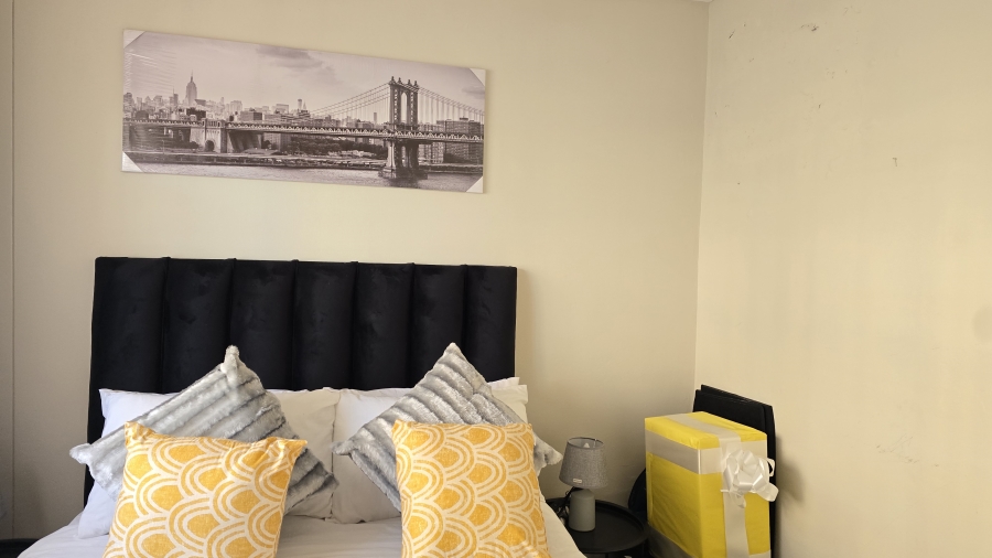 To Let 2 Bedroom Property for Rent in Annlin-wes Gauteng