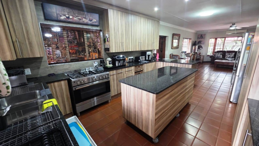 4 Bedroom Property for Sale in Doornpoort Gauteng