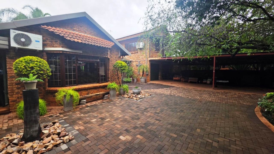 4 Bedroom Property for Sale in Doornpoort Gauteng