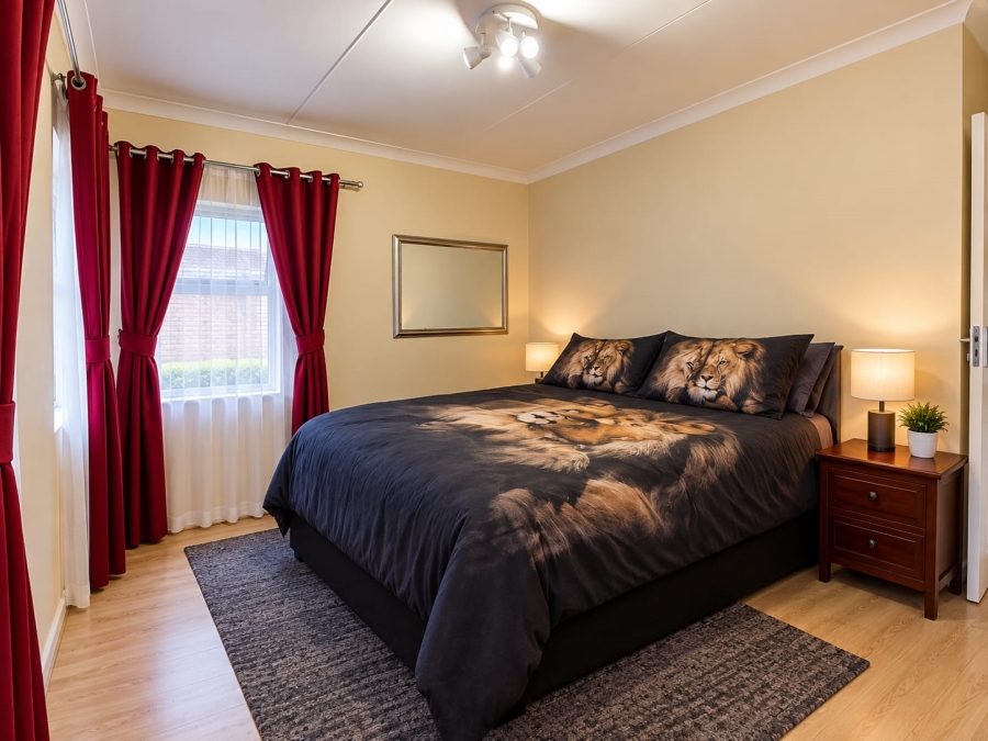 2 Bedroom Property for Sale in Die Hoewes Gauteng