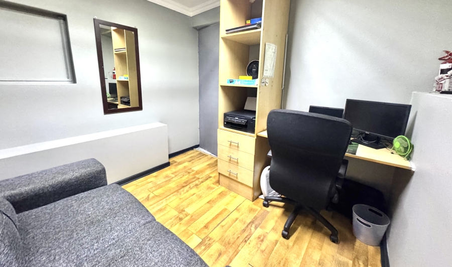 3 Bedroom Property for Sale in Elarduspark Ext 3 Gauteng