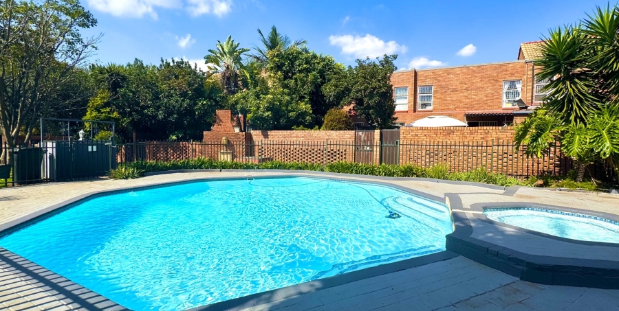 3 Bedroom Property for Sale in Elarduspark Ext 3 Gauteng