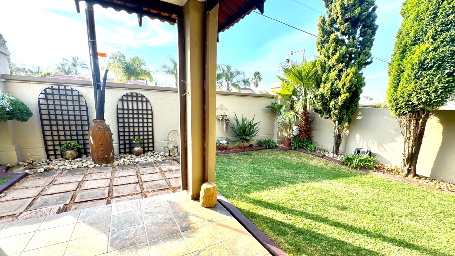 3 Bedroom Property for Sale in Moreleta Park Gauteng