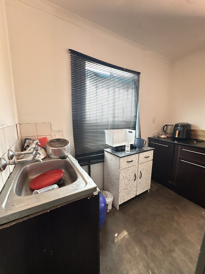 2 Bedroom Property for Sale in Soshanguve FF Gauteng