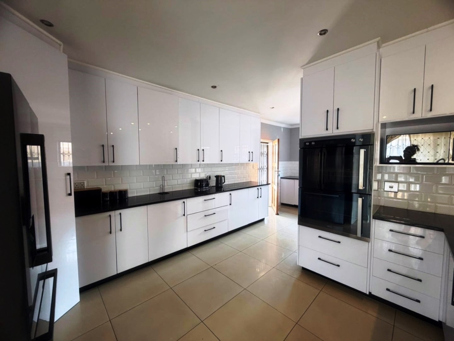 4 Bedroom Property for Sale in Clarina Gauteng