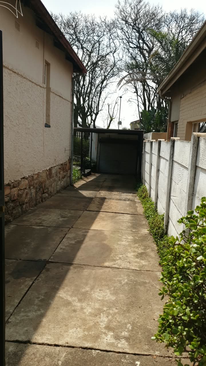 To Let 1 Bedroom Property for Rent in Kensington Gauteng