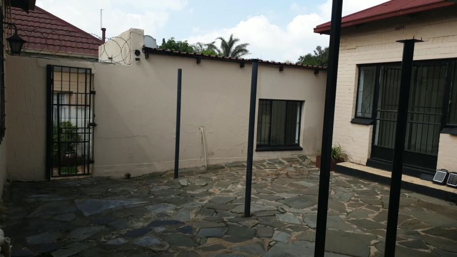 To Let 1 Bedroom Property for Rent in Kensington Gauteng