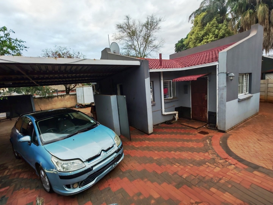 2 Bedroom Property for Sale in Doornpoort Gauteng