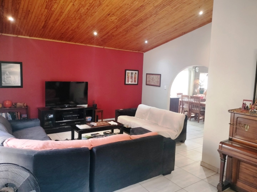 4 Bedroom Property for Sale in Sinoville Gauteng