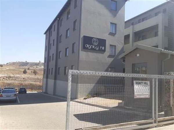 To Let 2 Bedroom Property for Rent in Fleurhof Gauteng