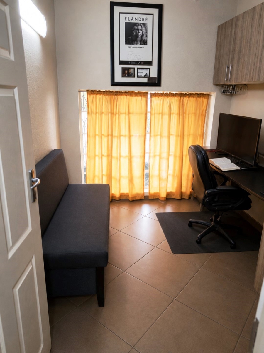 3 Bedroom Property for Sale in Florauna Gauteng