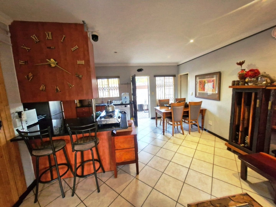 2 Bedroom Property for Sale in Annlin Gauteng