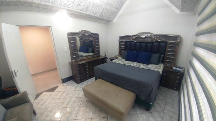 4 Bedroom Property for Sale in Ninapark Gauteng