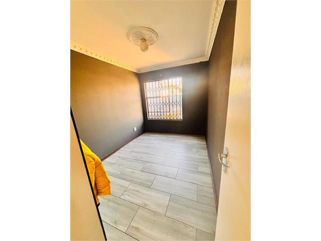 3 Bedroom Property for Sale in Fleurhof Gauteng