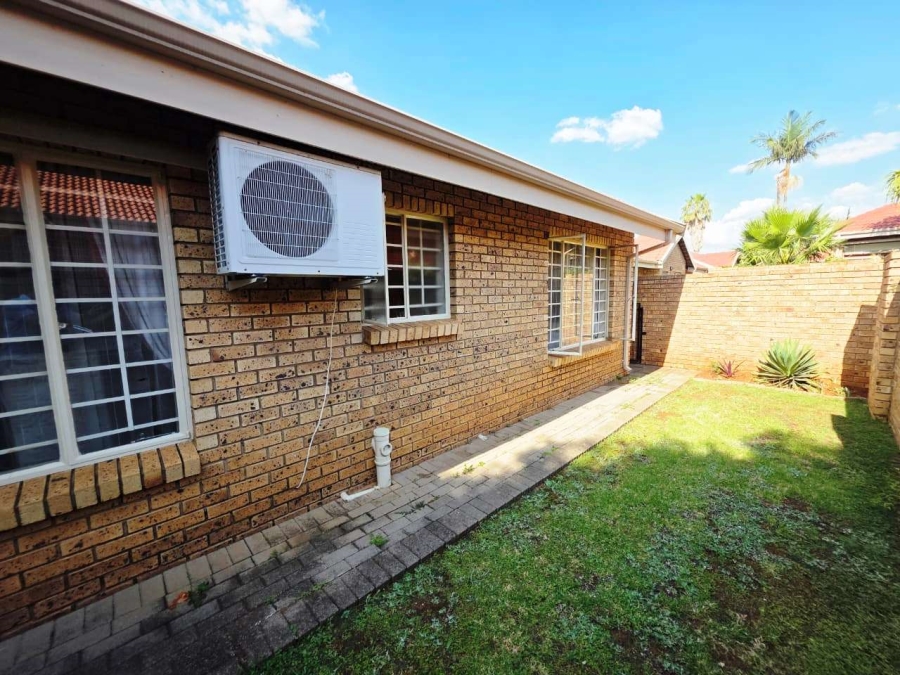 3 Bedroom Property for Sale in Montana Gardens Gauteng