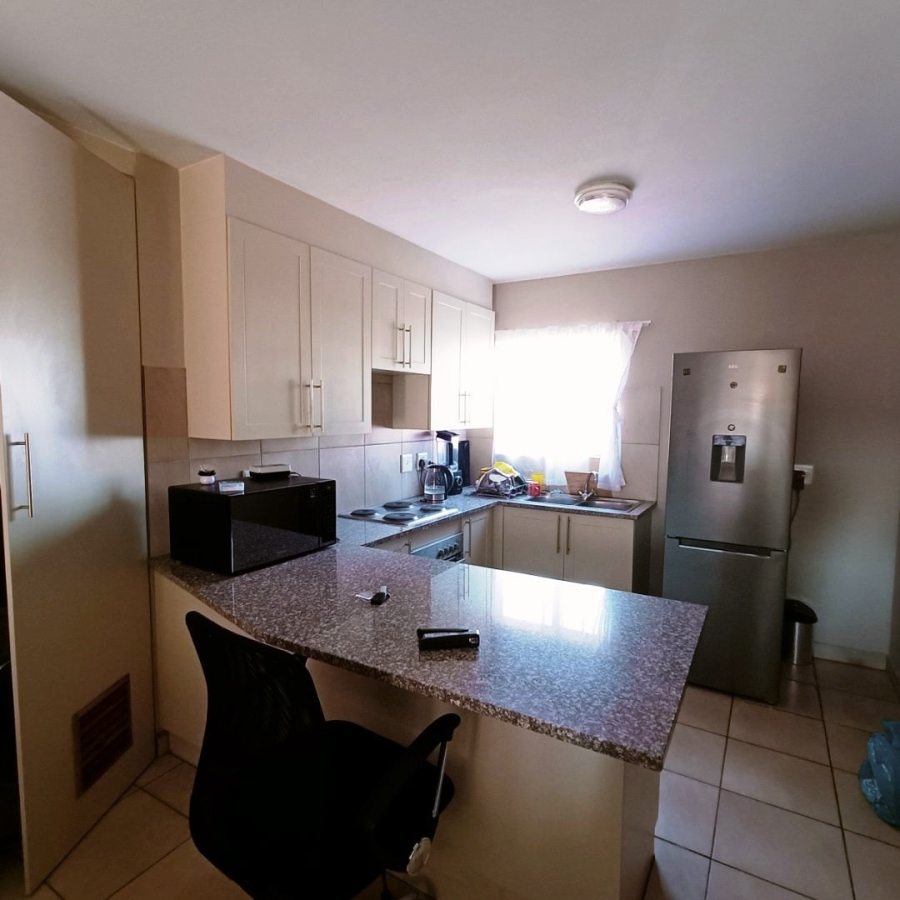 2 Bedroom Property for Sale in Annlin Gauteng