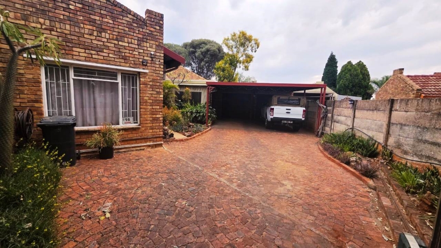 3 Bedroom Property for Sale in Doornpoort Gauteng