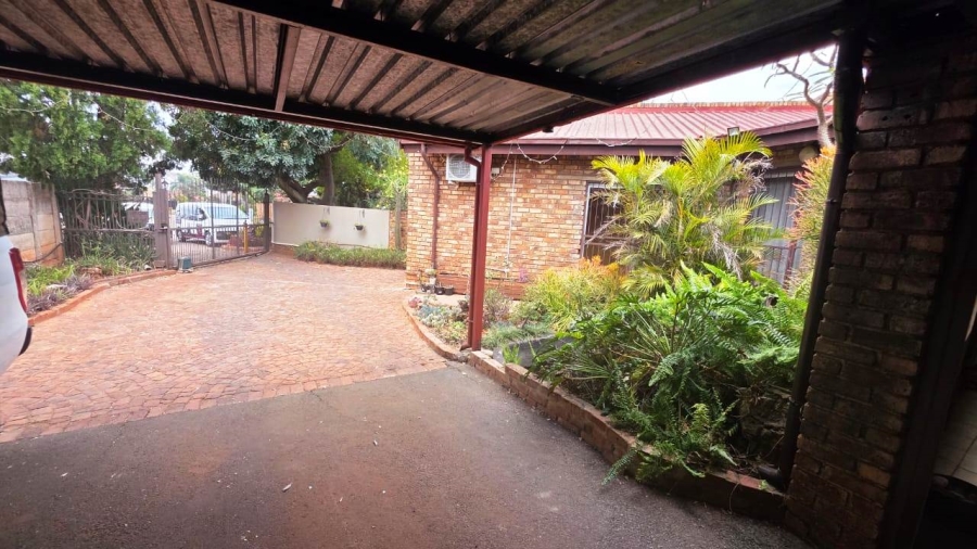 3 Bedroom Property for Sale in Doornpoort Gauteng