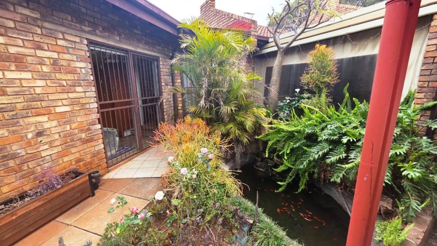 3 Bedroom Property for Sale in Doornpoort Gauteng