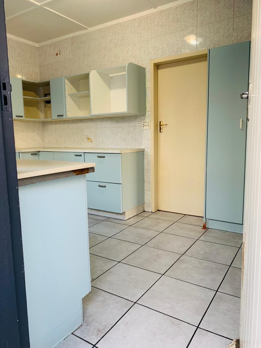 To Let 3 Bedroom Property for Rent in Wychwood Gauteng
