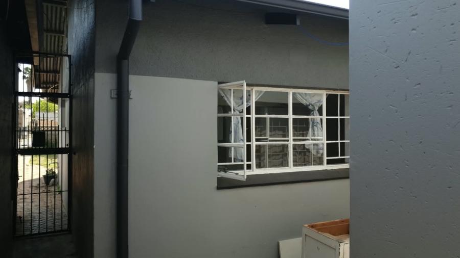 To Let 3 Bedroom Property for Rent in Wychwood Gauteng