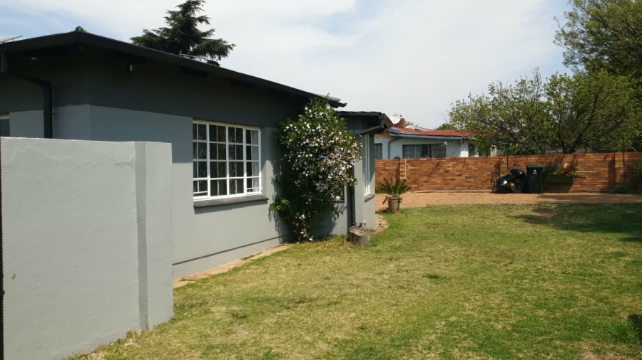 To Let 3 Bedroom Property for Rent in Wychwood Gauteng
