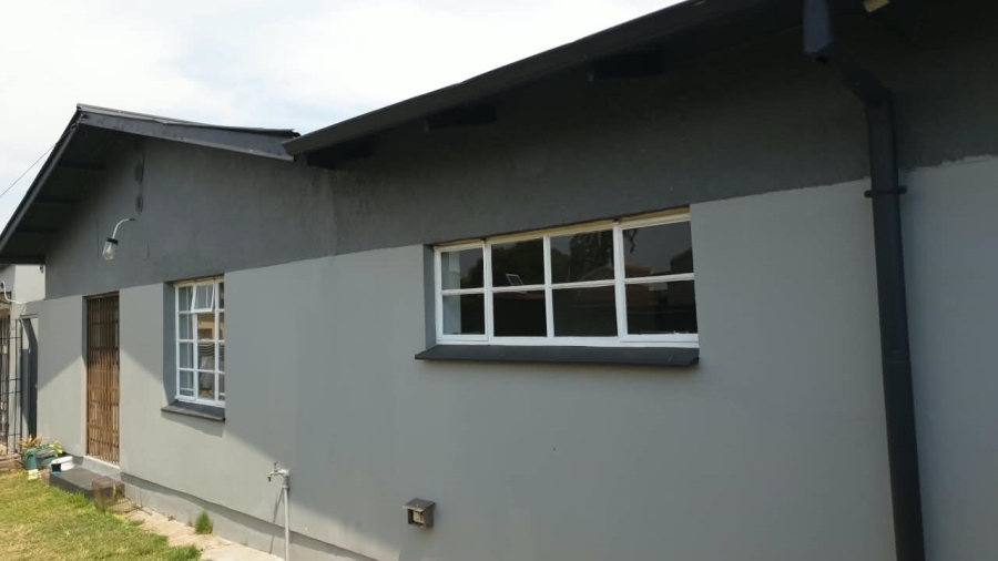 To Let 3 Bedroom Property for Rent in Wychwood Gauteng
