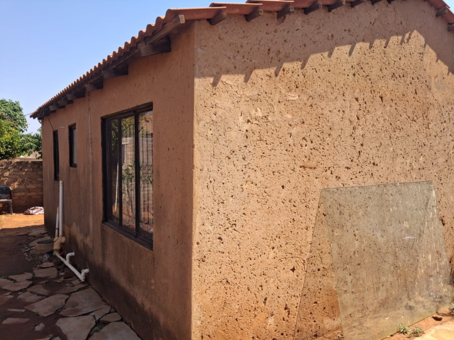 2 Bedroom Property for Sale in Soshanguve South Gauteng
