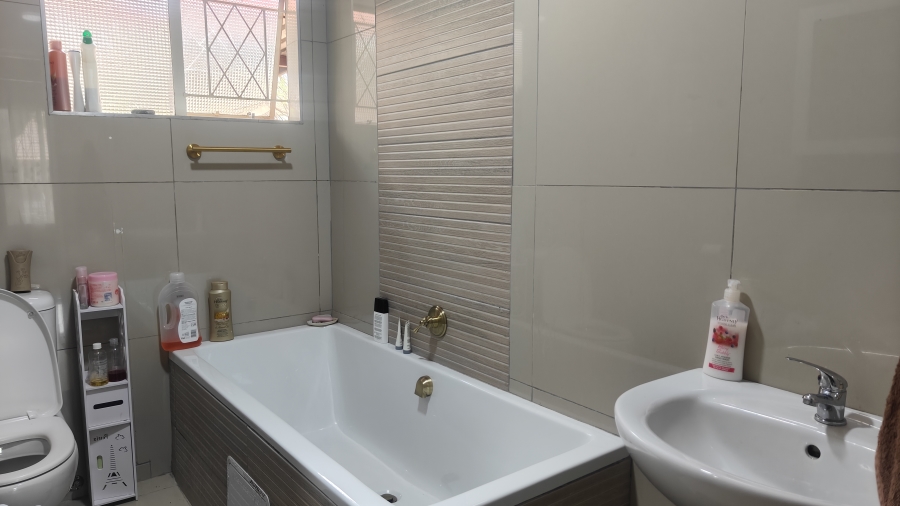 3 Bedroom Property for Sale in Karen Park Gauteng
