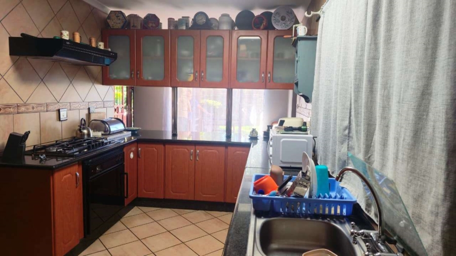 4 Bedroom Property for Sale in Doornpoort Gauteng