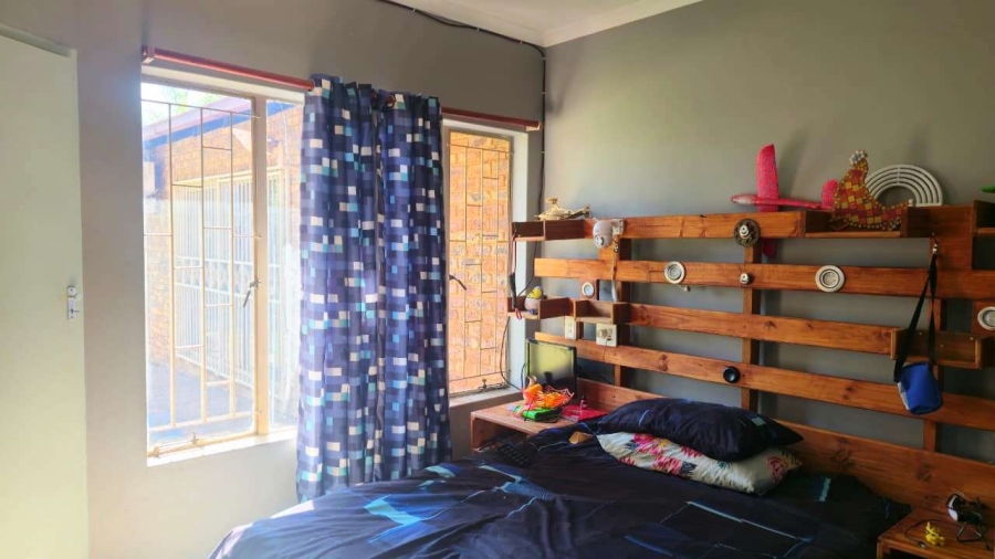 4 Bedroom Property for Sale in Doornpoort Gauteng