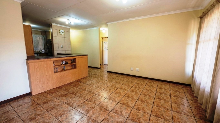 2 Bedroom Property for Sale in Doornpoort Gauteng