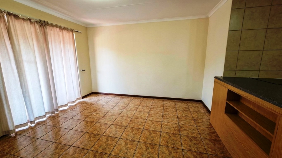 2 Bedroom Property for Sale in Doornpoort Gauteng