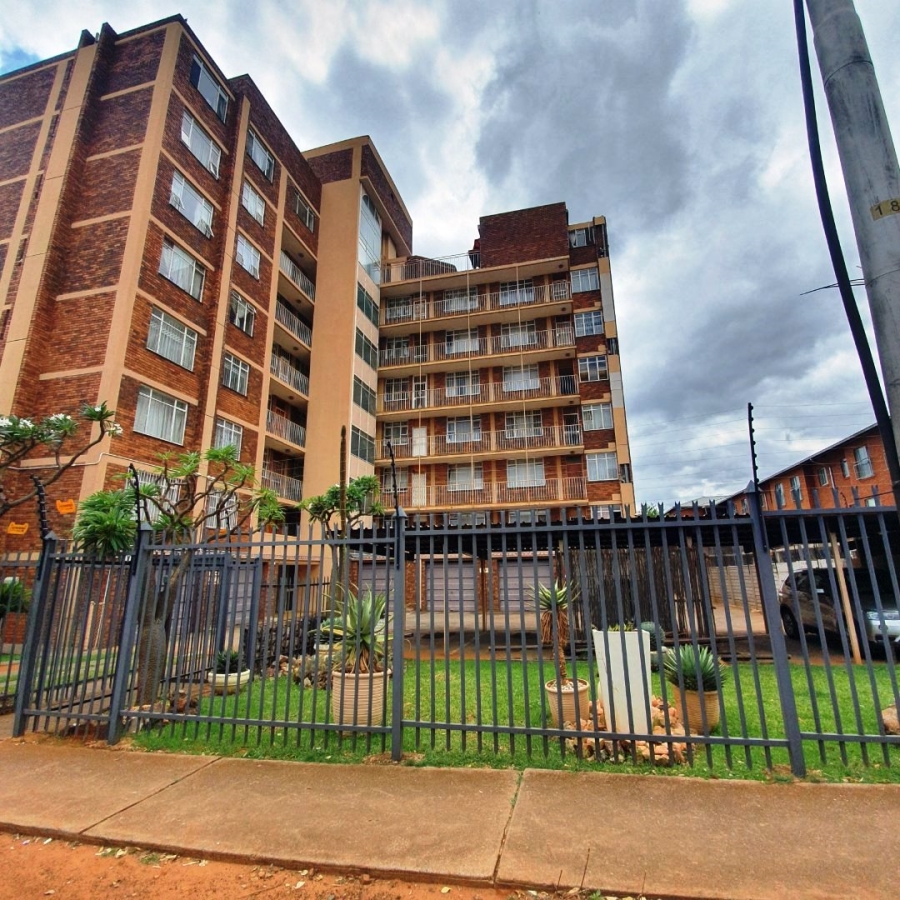 2 Bedroom Property for Sale in Pretoria North Gauteng