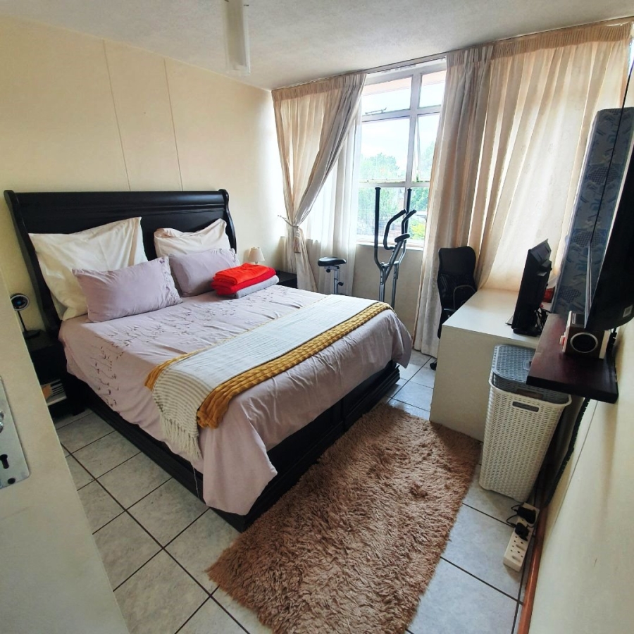 2 Bedroom Property for Sale in Pretoria North Gauteng