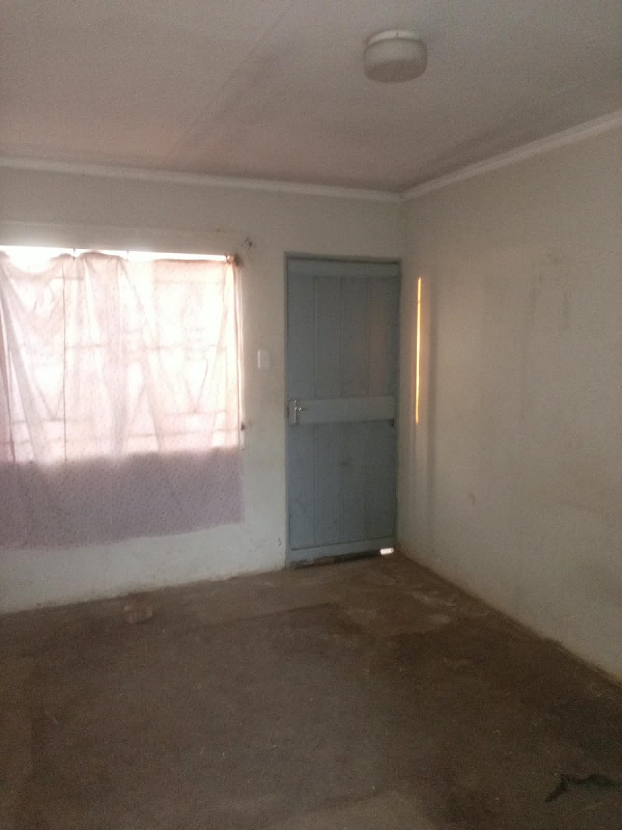 2 Bedroom Property for Sale in Nellmapius Gauteng
