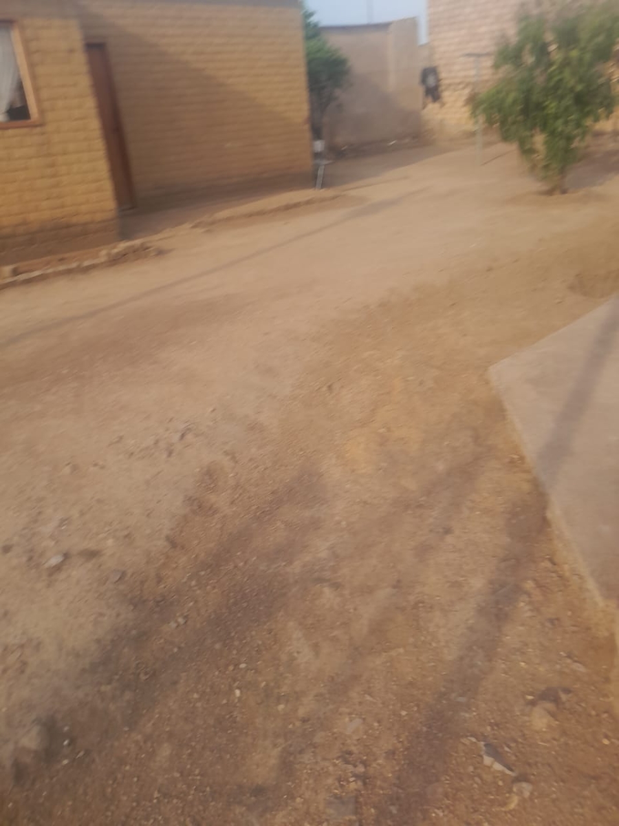 2 Bedroom Property for Sale in Nellmapius Gauteng